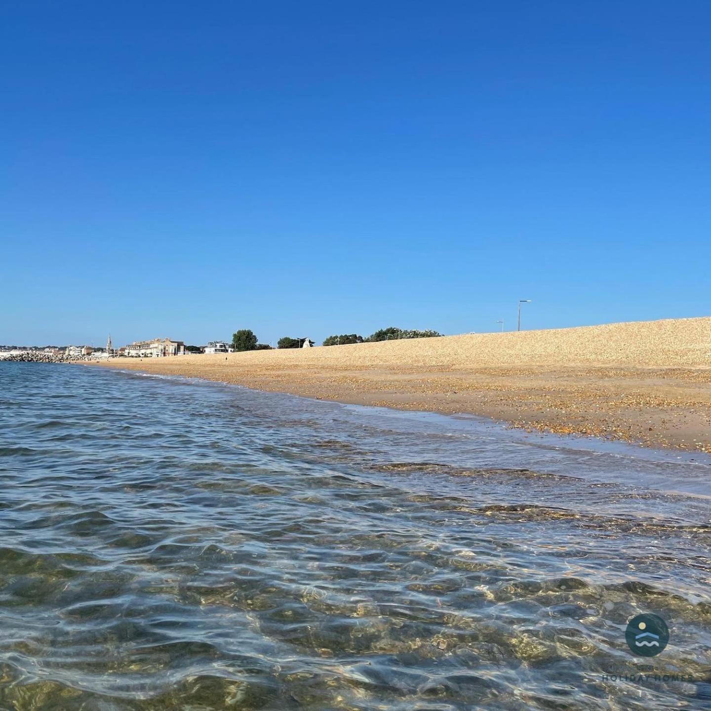 Seafeathers - Luxury Holiday Home With Sea Views Overcombe Extérieur photo